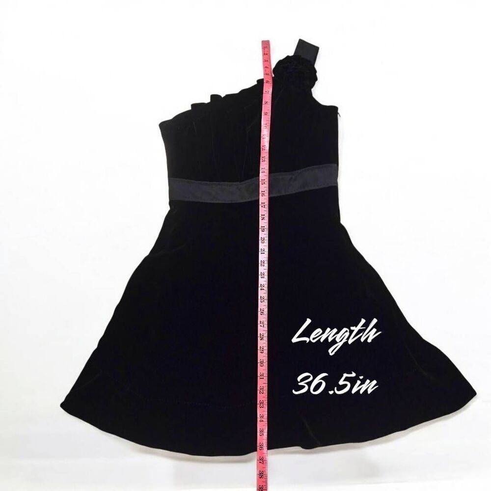 Phoebe Couture One-shoulder Velvet Cocktail Dress(C042)-Size 10 for Women - Picture 7 of 9